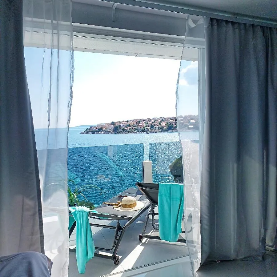 Chill & Lux - 20M To The Sea Villa Trogir 0*,  Croatia